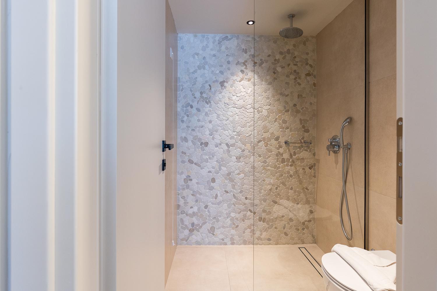 Standard Double or Twin Room with inner courtyard view,1432244488:JPEG