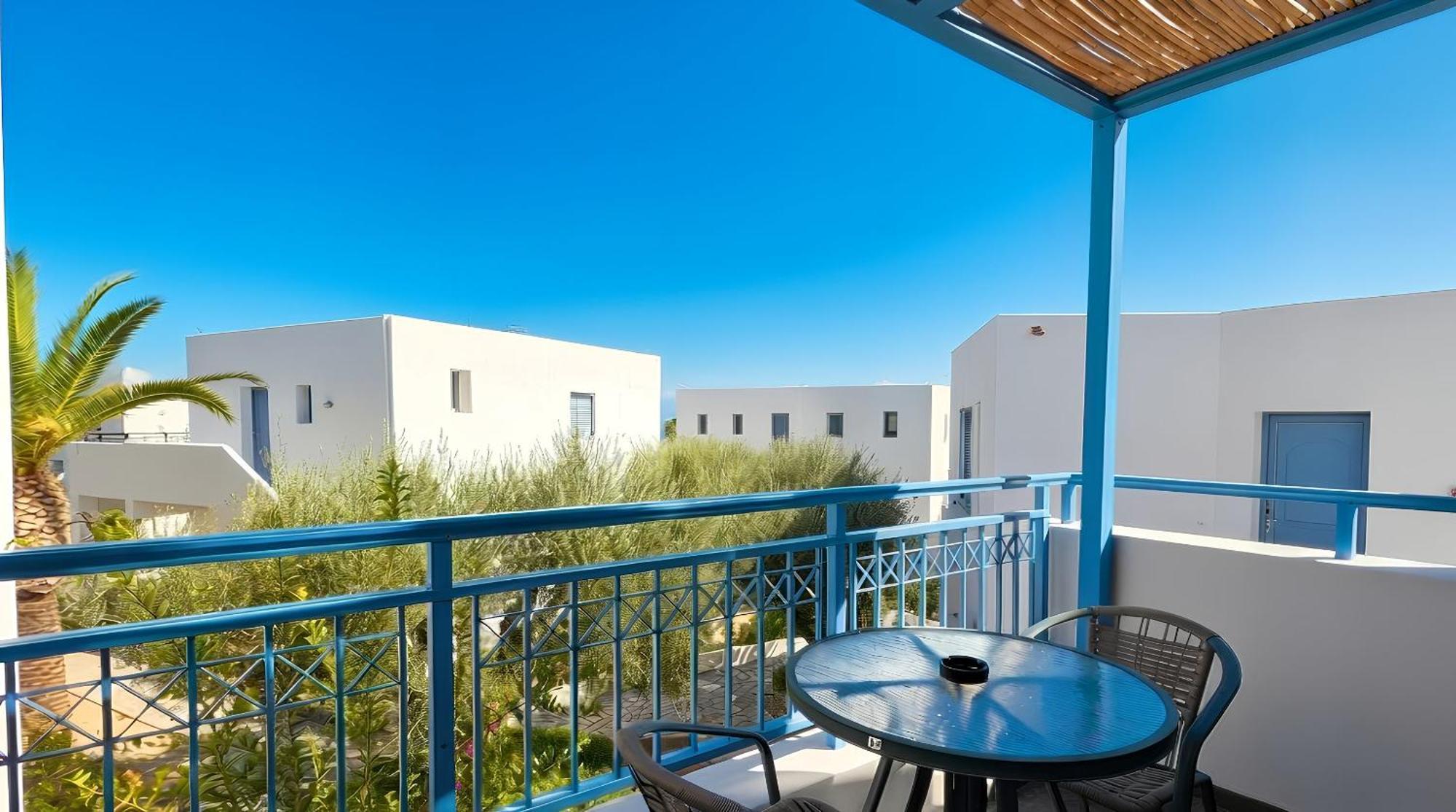 Studio with Balcony