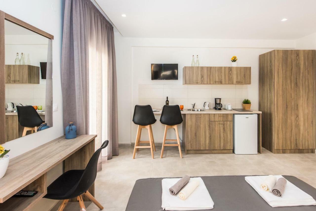 Superior studio with Side Sea View