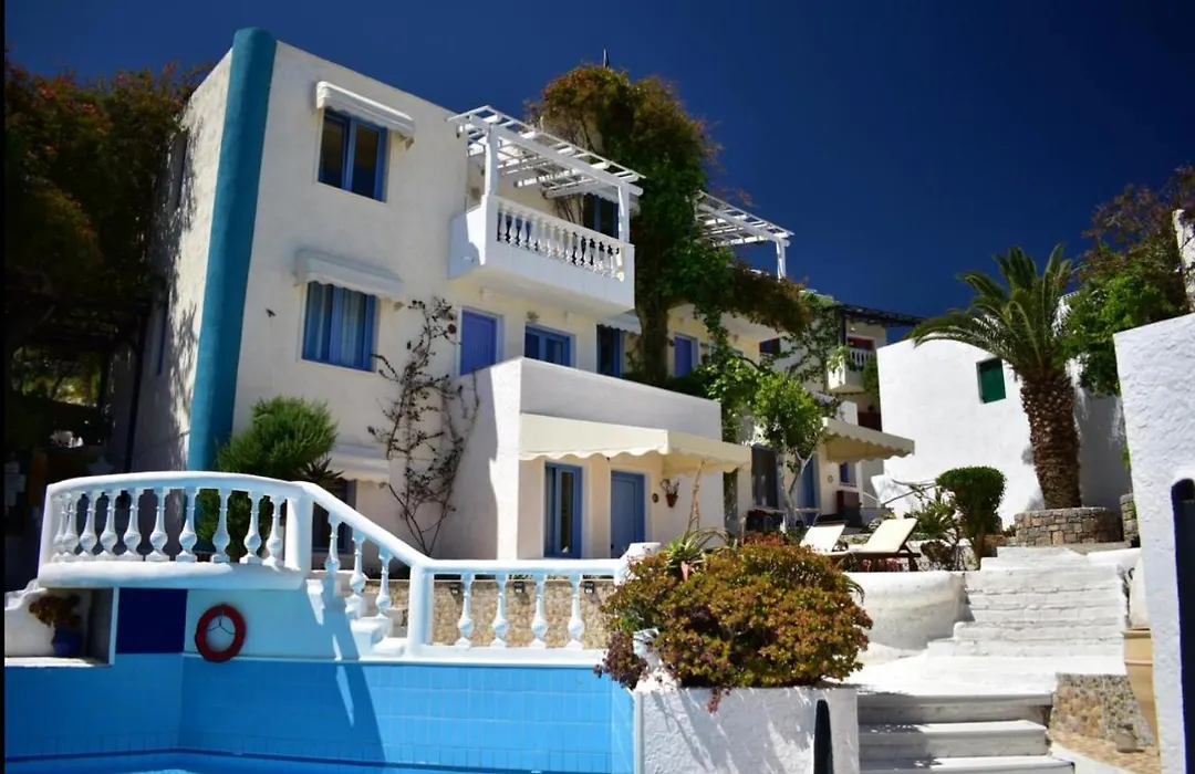 Apartment For A Pleasant Holiday In A Beautiful Complex With Shared Pool And Ac-1