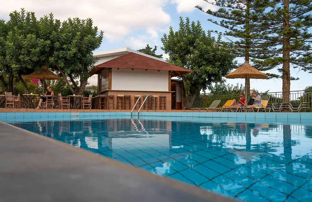 Medusa Villa-1
