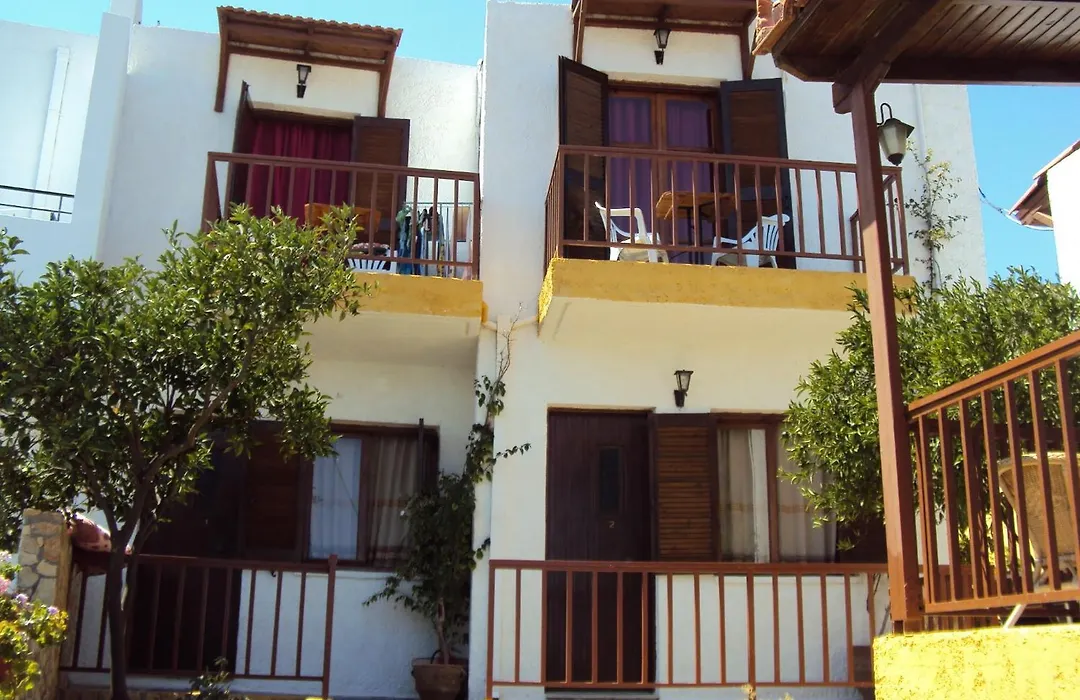 Elgoni Apartments (Adults Only)-1