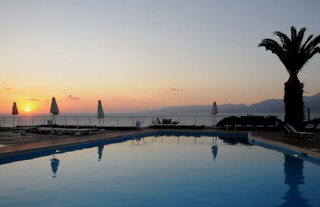 Hersonissos Village Hotel&Bungalows-1