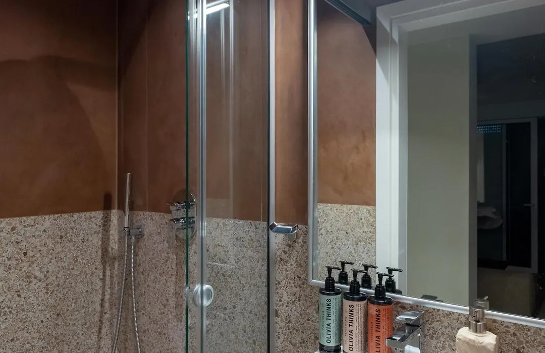 Zuzu Riviera Living-1