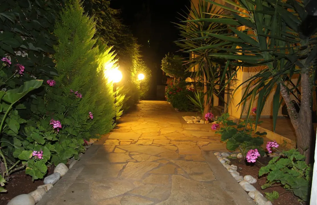 Petros Village-1