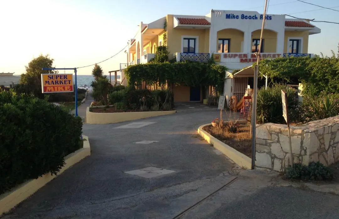 Mikes Beach Lux-1