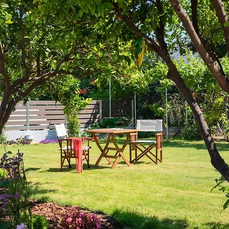Blue Coast Garden Apartments-2