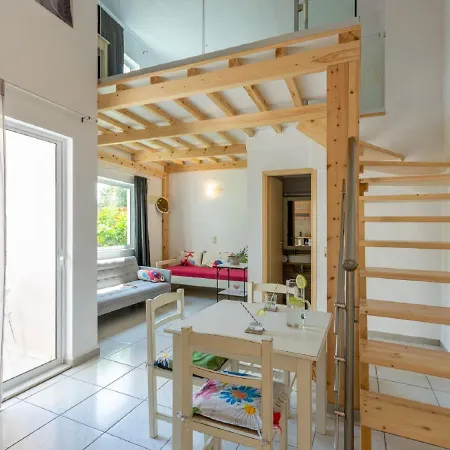 Studio Happiness Maisonette By Interhome-3