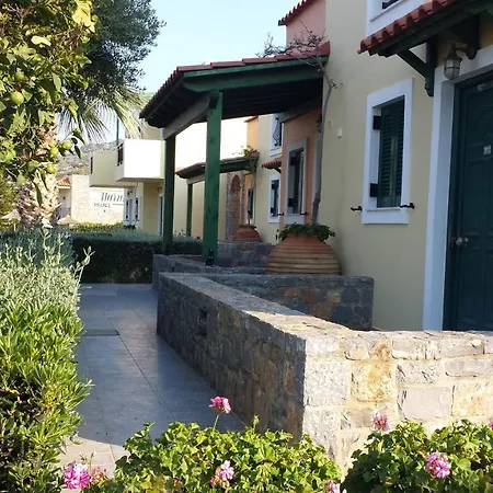 Sunrise Apartments Koutouloufari-2
