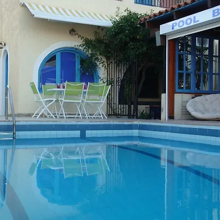 Maria Flora Apartments-3
