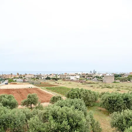 Seaside Apartment In Anissaras-3