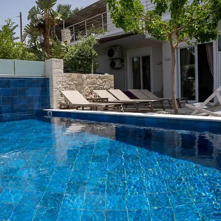 Thomas House Hersonissos - Private Pool - Sleeps 6-3