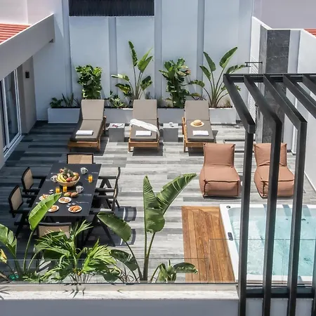 Maison Aqua Suite With Private Mini Pool Jacuzzi-2