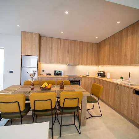 Royal House - Hersonissos Center - Sleeps 8-2