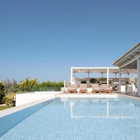 Alba Bianca Villa, Family Retreat With Heated Pool By Thinkvilla-2