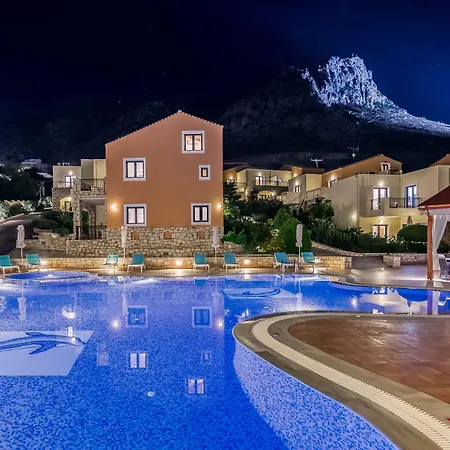 Pilot'S Villas Luxury Suites-2