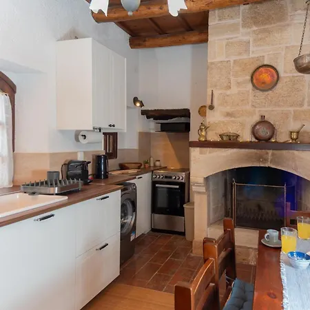 Ilianthos Traditional Maisonette-2