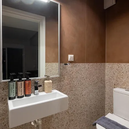 Zuzu Riviera Living-2