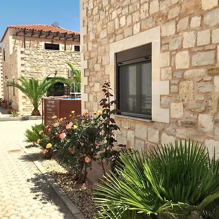 Charming House In Chersonissos With Mountain View-2