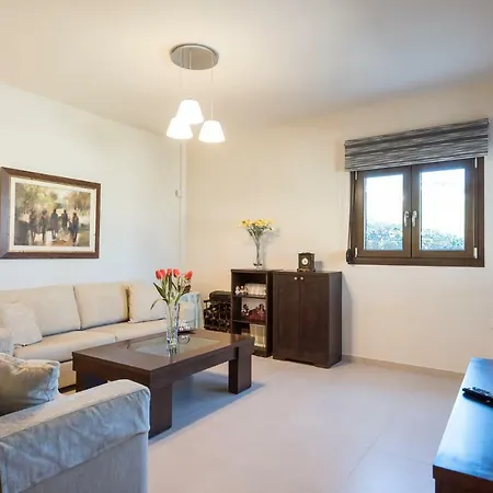 Blue Aura Family Apartment-3