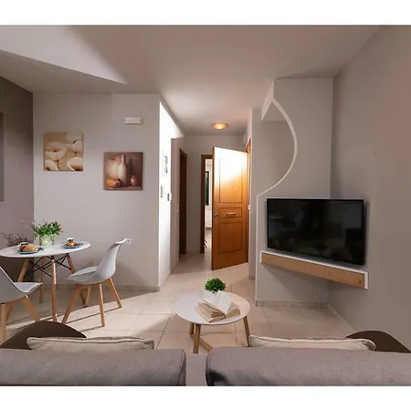 Irini Apartment Piskopiano, Hersonissos #2-3