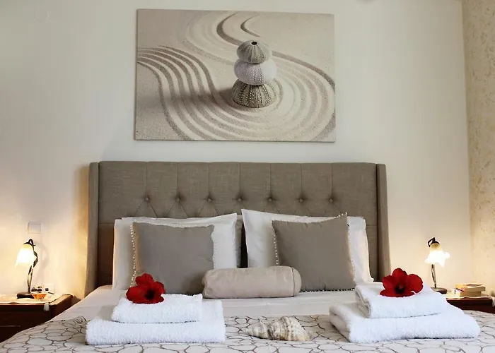 Huisdiervriedelijke Amazing Beachfront Apartment In Hersonissos